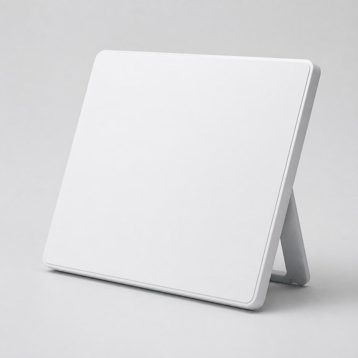 Compact flat-panel satellite internet terminal with kickstand